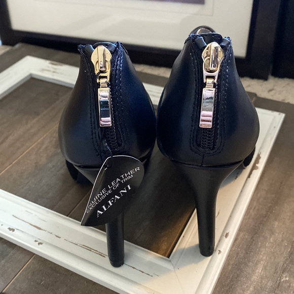 DONATED Alfani genuine leather heeled booties. Black. Size 7M. Brand new - Picture 8 of 8